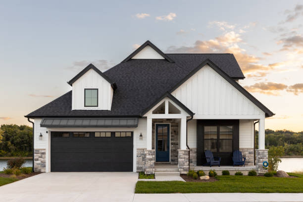 Best Roof Installation  in Tracyton, WA